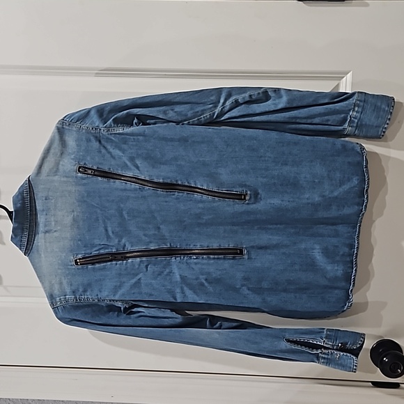 Vintage Havana Denim Button-Up Shirt with Back Zippers - Picture 4 of 7